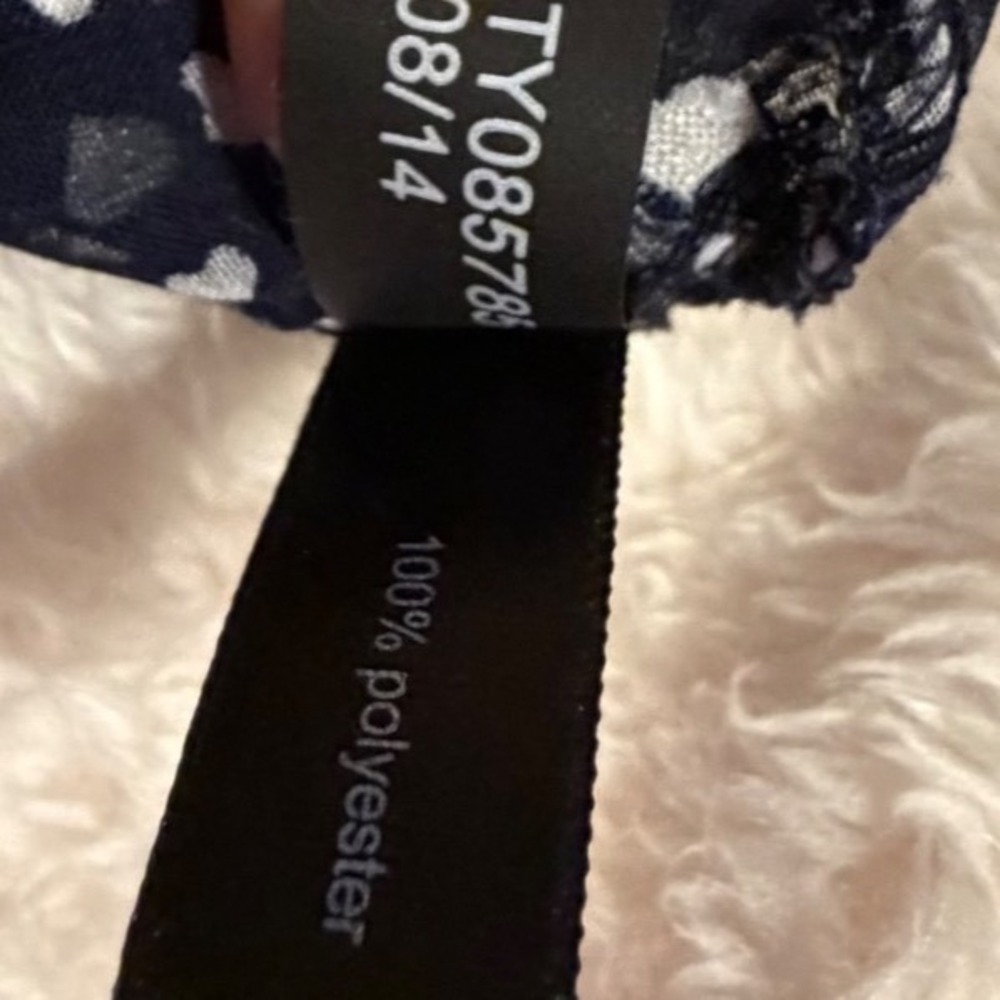 The Limited Navy Blue Heart Print Sheer Blouse Gold Button Roll Tab Sleeve S - Picture 8 of 11